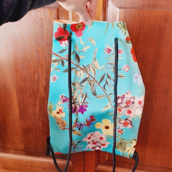 Triangl Swimwear neoprene turquoise floral drawstring beach bag backpack - Picture 6 of 7